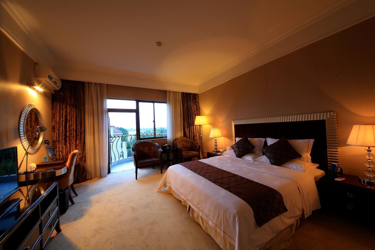 Country Garden Phoenix Hotel Jingmen Exterior foto